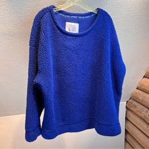 MUK LUK Blue Sherpa round neck Pullover. Long Sleeves. Size 2XL